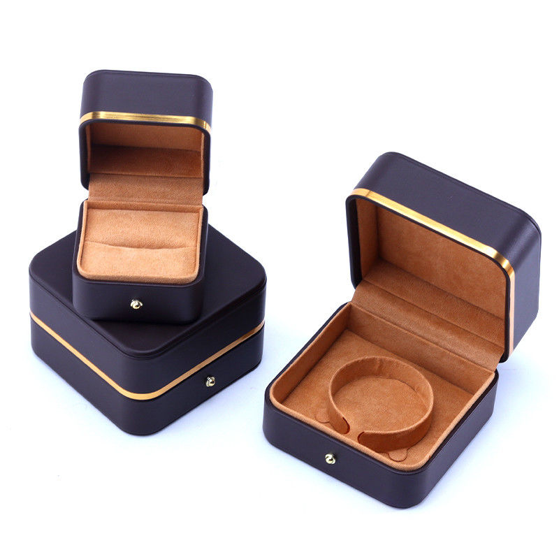 Embossing Logo Grade Leather Jewelry Packaging Box for Bracelet Necklace Watch and Ring