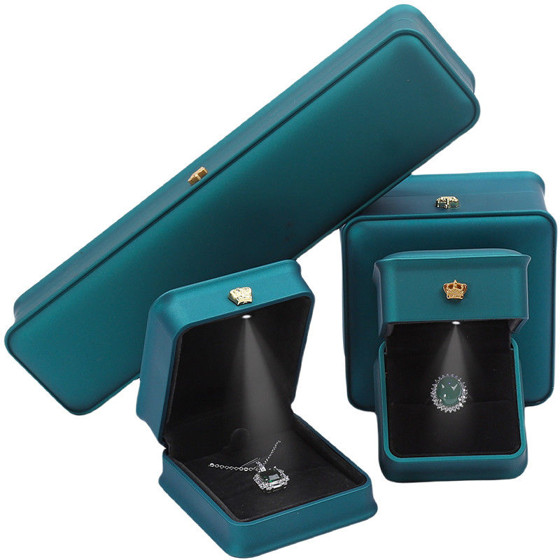 Light Green Led Light Jewellery Box For Necklace Bracelet Ring Earrings Custom Size