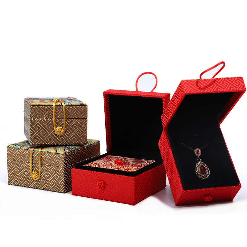 Handmade Velvet Jewelry Boxes Material Chinese Style Red Necklace Pendant Storage Box