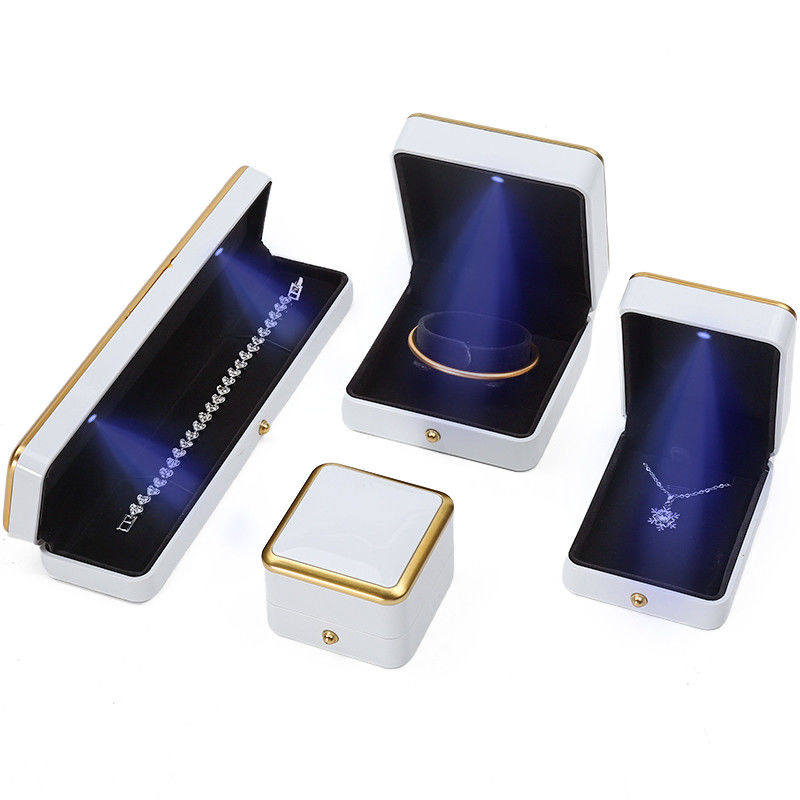 High End Luxury Light Up Jewelry Box Jewelry Storage Case With Soft Velvet Interior