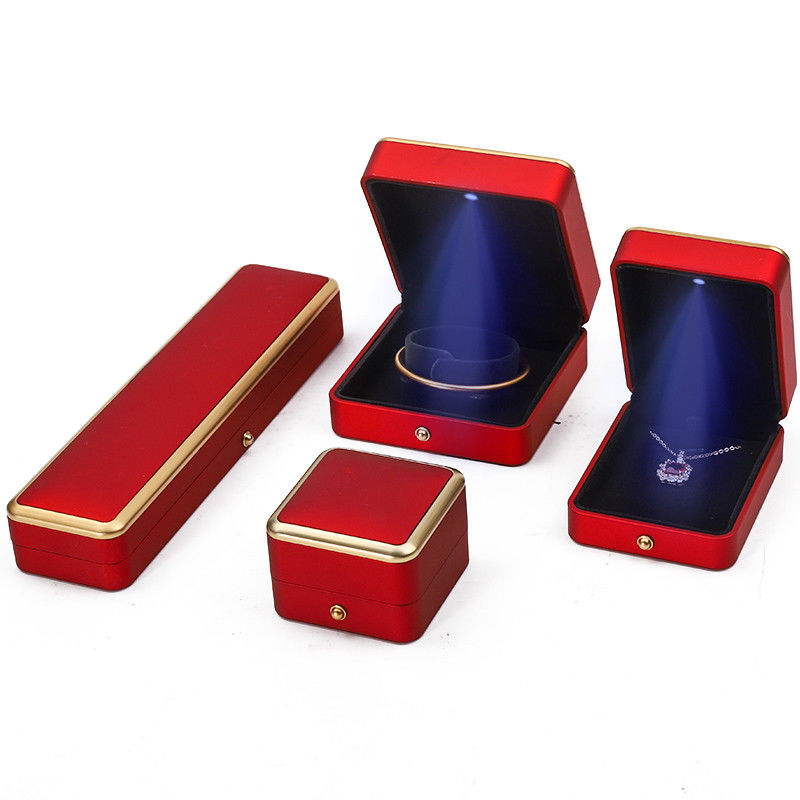 Luxury Red LED Light Up Jewelry Box , Jewelry Packaging Boxes Customized Size