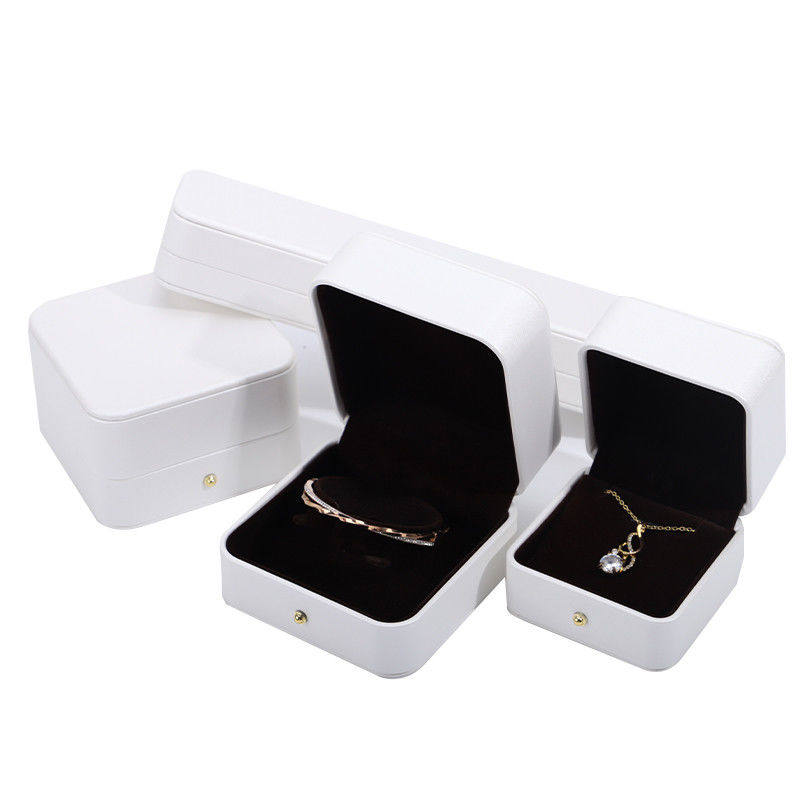 White PU Leather Jewelry Packaging Box for Wedding Necklace Earrings Ring 9.5*9.5*6cm