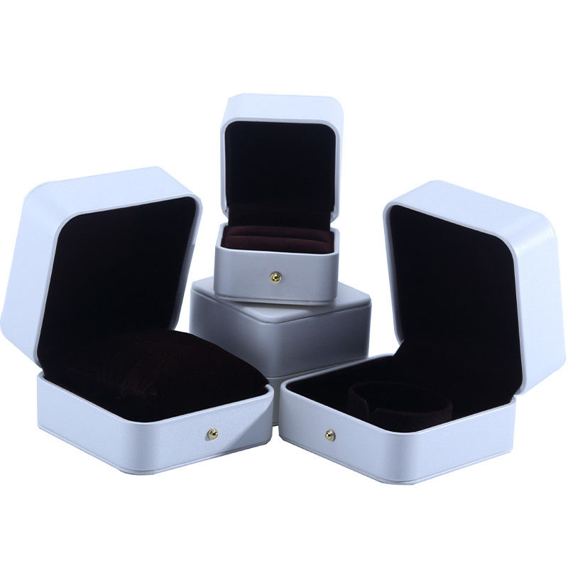 White PU Leather Jewelry Packaging Box for Wedding Necklace Earrings Ring 9.5*9.5*6cm
