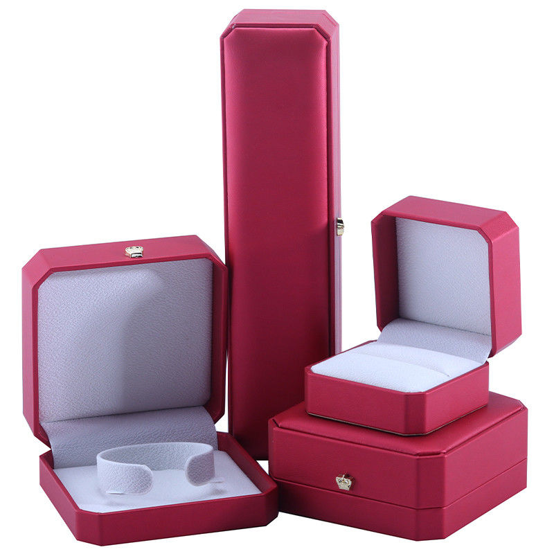 Newest Rectangle Hanhong Custom Red PU Leather Bracelet Packaging Box for Jewelry Storage