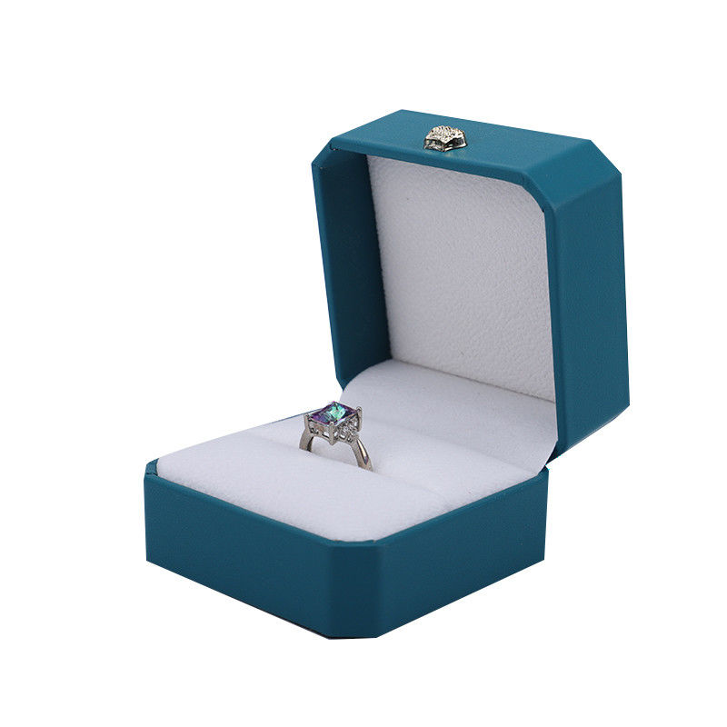 Hanhong Crown Shape Cyan PU Leather Jewelry Box Ideal for Bracelets Earrings and Rings