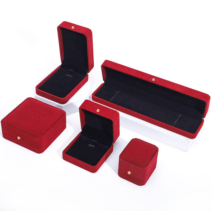 Luxury Red Velvet Jewelry Packaging Box for Necklace Bracelet Earrings Ring