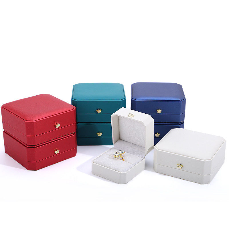 Leather Crown Jewelry Box for Hanhong Custom Gold Bracelets Earrings and Pendants