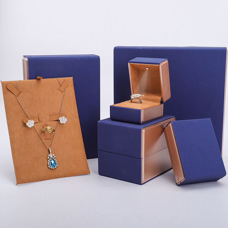 19x19x4cm Blue Velvet PU Leather Jewelry Gift Box with LED Light and Velvet Lining