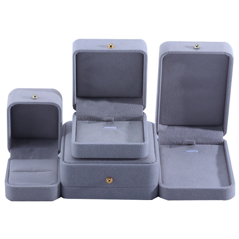 Hot Stamping Logo Velvet Jewelry Box for Necklace Bracelet Earrings and Ring 9*9*3.5cm
