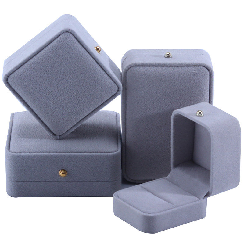 Hot Stamping Logo Velvet Jewelry Box for Necklace Bracelet Earrings and Ring 9*9*3.5cm