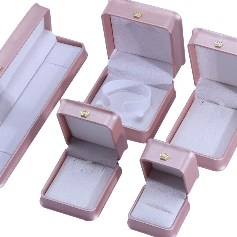 Luxury Gold Crown Design PU Leather Jewelry Package Box for Bracelet Necklace Ring