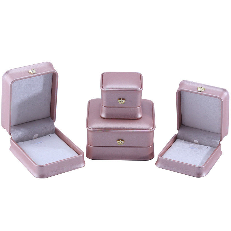 Luxury Gold Crown Design PU Leather Jewelry Package Box for Bracelet Necklace Ring