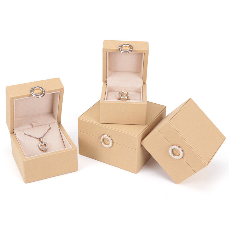 Custom Hot Stamping Logo Four-Leaf Clover PU Leather Jewelry Box for Customized Size Rings