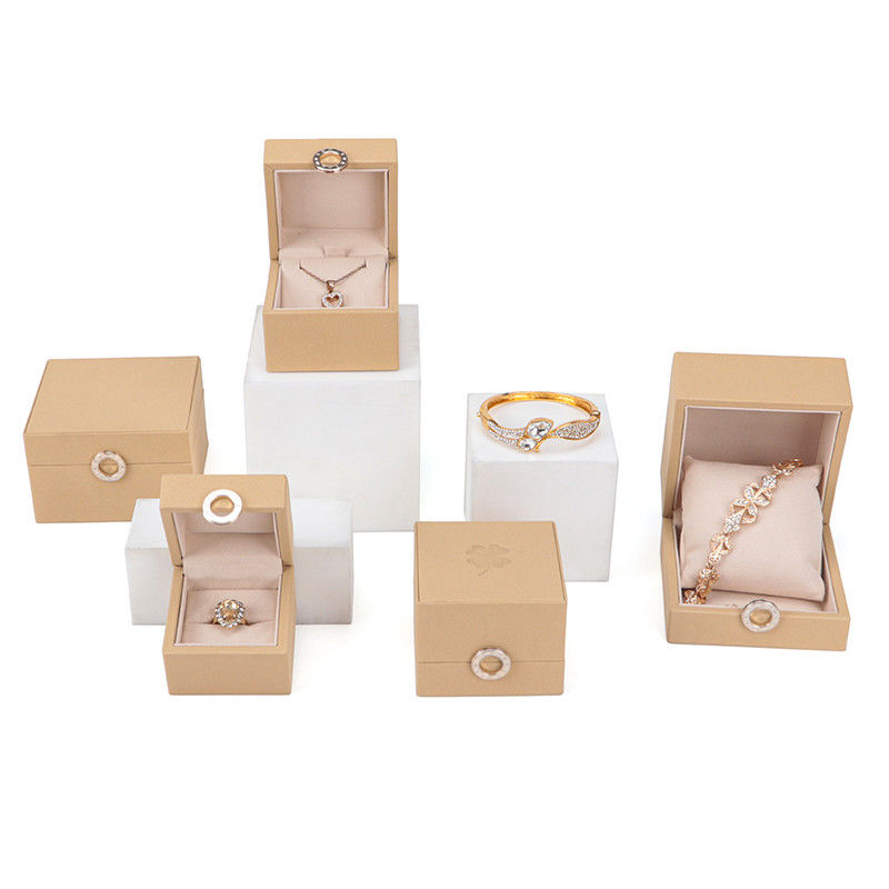 Custom Hot Stamping Logo Four-Leaf Clover PU Leather Jewelry Box for Customized Size Rings