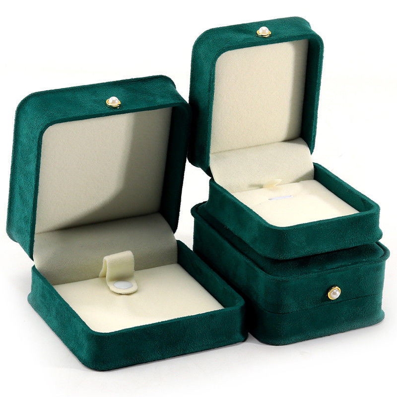 9*9*4.5cm Green Velvet Ring Jewelry Box for Customized Bracelet Earrings Packaging