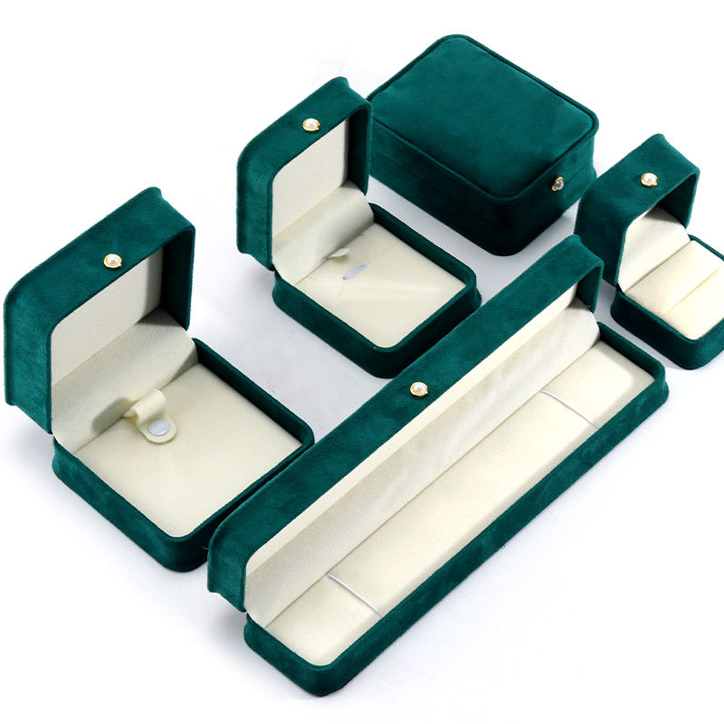 9*9*4.5cm Green Velvet Ring Jewelry Box for Customized Bracelet Earrings Packaging