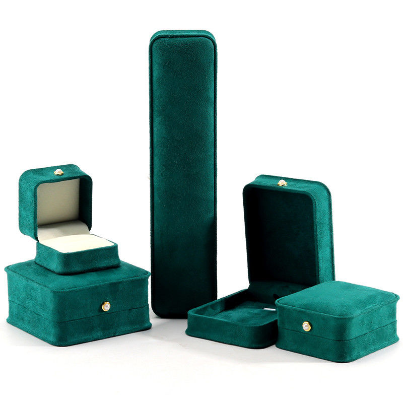 9*9*4.5cm Green Velvet Ring Jewelry Box for Customized Bracelet Earrings Packaging