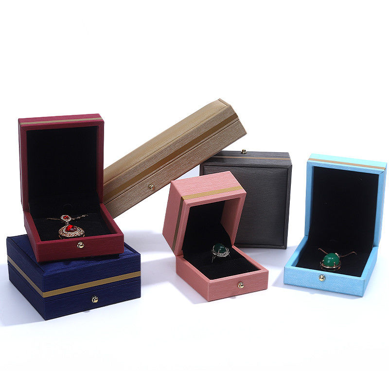 Custom Logo PU Leather Jewelry Box for Wedding Ring Necklace Bracelet from Hanhong