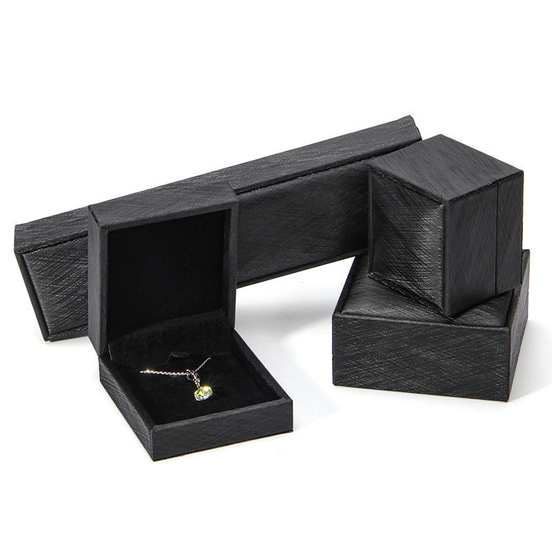 Hanhong 2022 Jewelry Box Packaging Set PU Leather Jewelry Cassette with Logo Custom Printed Ring Box