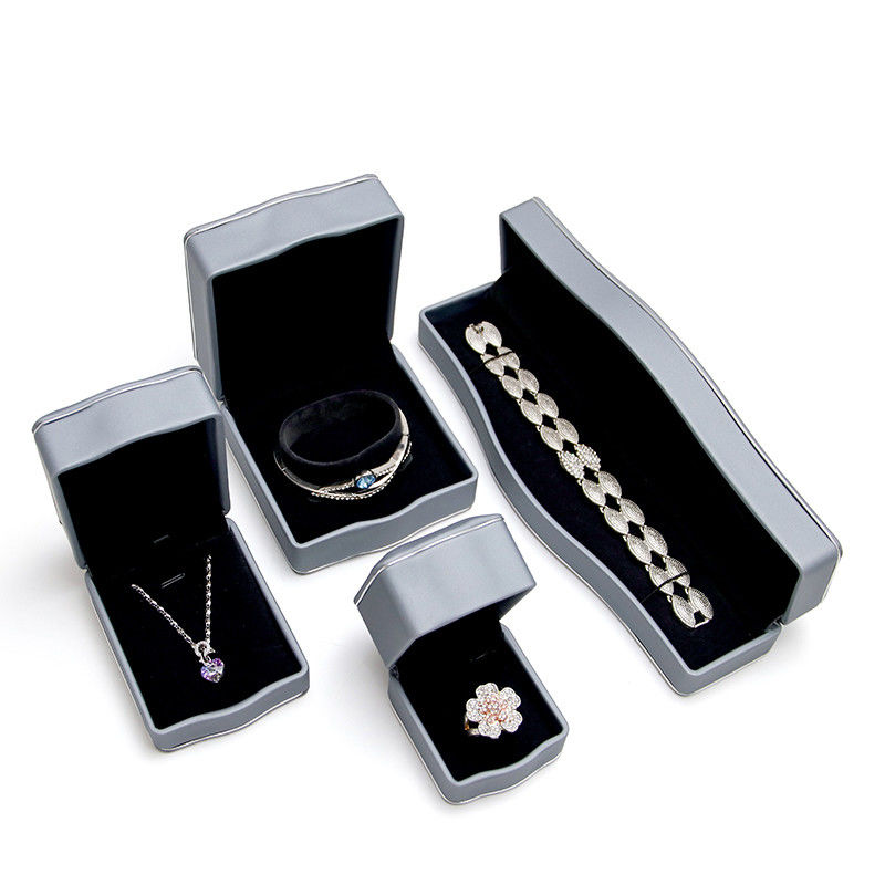 Luxury Elegant Customized Leather Jewelry Box for Necklace and Earring Packaging