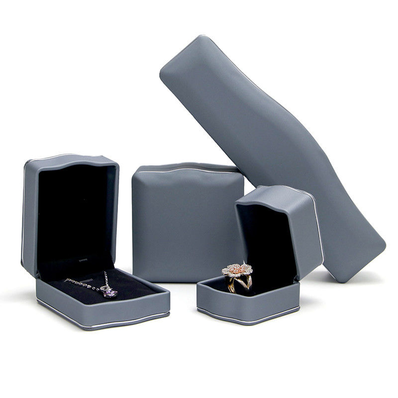 Luxury Elegant Customized Leather Jewelry Box for Necklace and Earring Packaging