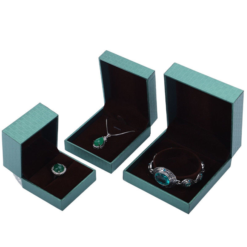 Green Paper Jewelry Display Box , Pendant Bracelet Necklace Ring Jewelry Packaging