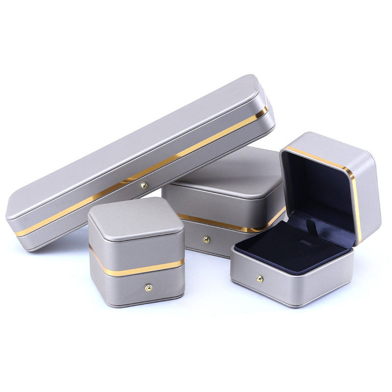 Embossing Logo Hanhong Custom Leather Jewelry Box for Grade Bracelet Necklace Watch