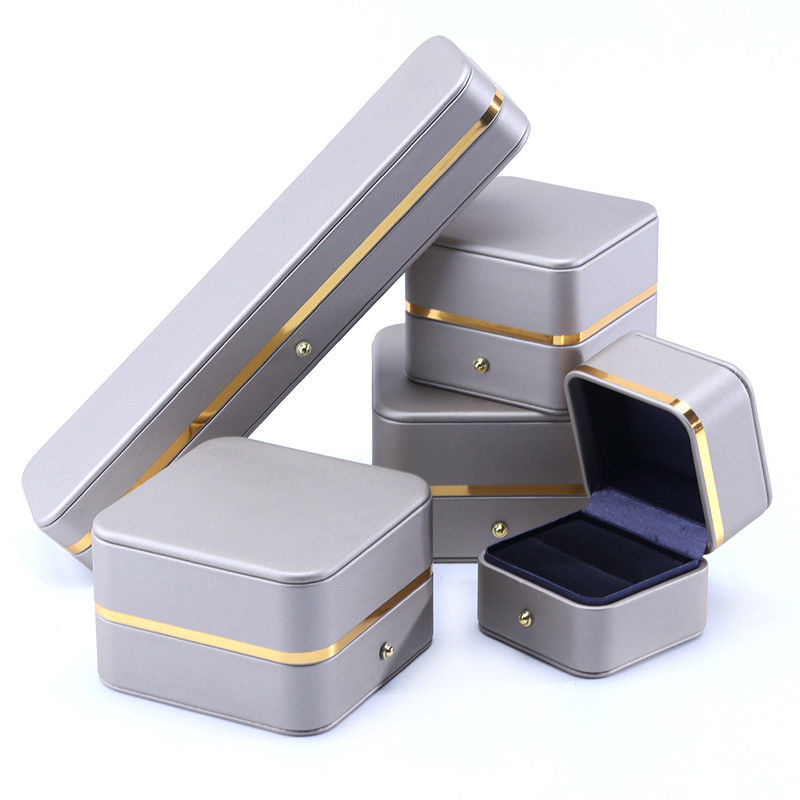 Embossing Logo Hanhong Custom Leather Jewelry Box for Grade Bracelet Necklace Watch