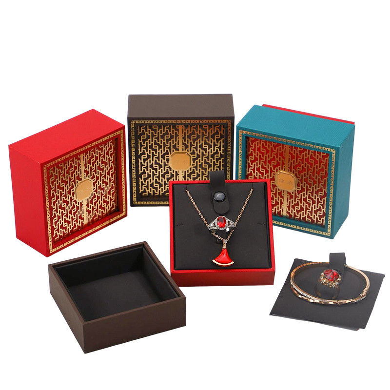 Customer Logo Chinese Style Red Bracelet Box Packaging For Festive Holiday Gift