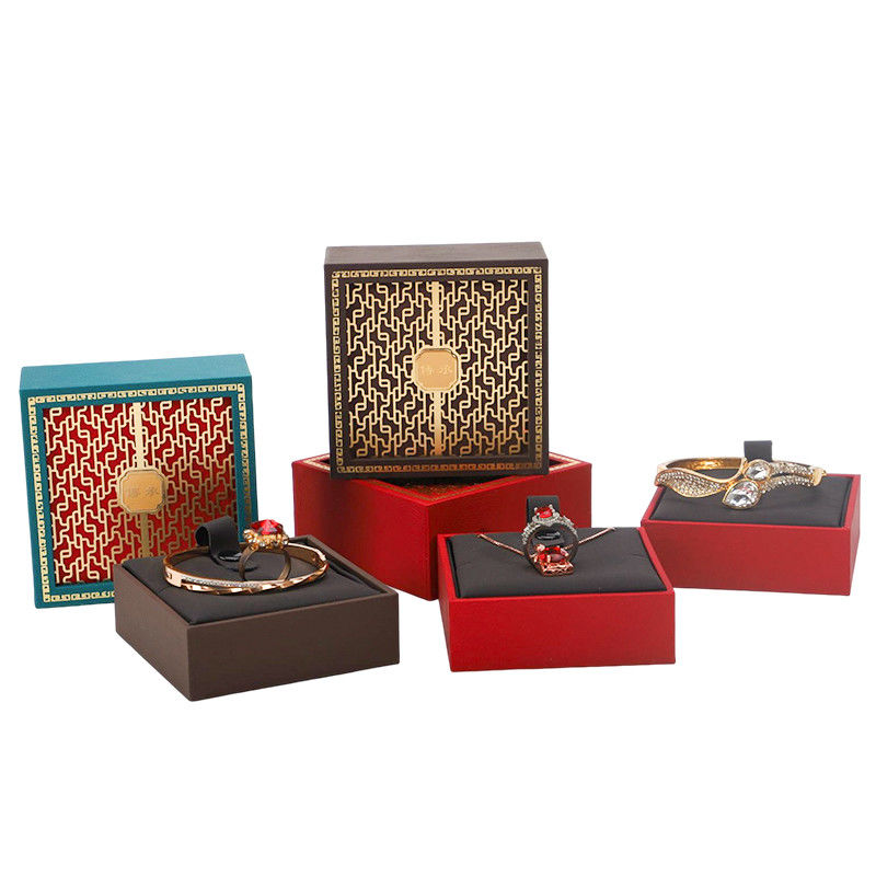 Customer Logo Chinese Style Red Bracelet Box Packaging For Festive Holiday Gift