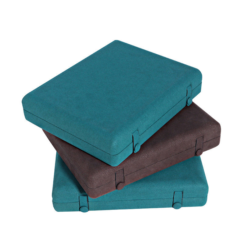 Leather Jewelry Box for Elegant and Secure Storage of Necklace Bracelet Earrings Set