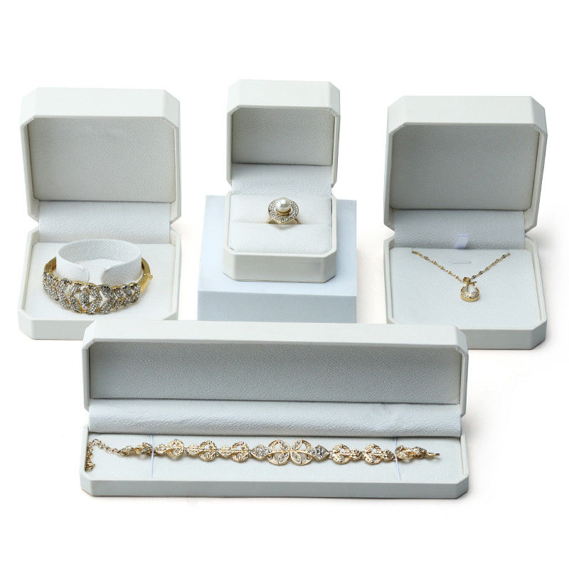 Hanhong Jewelry Package for Earrings Bracelet Storage Box in White Leather 10*10*5cm