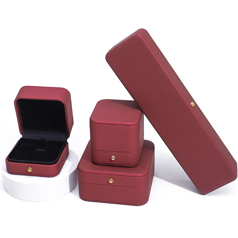 Wind Red Sleek PU Leather Jewelry Storage Packaging Box with Gold Button Ornament