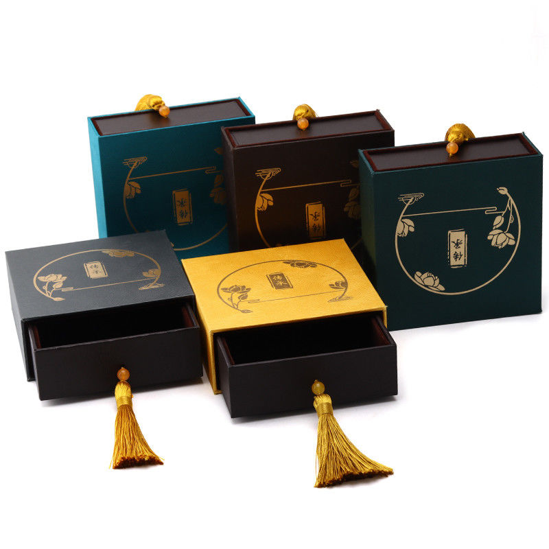 Chinese Style Exquisite Luxury Jewelry Packaging Box With Tassel Decor