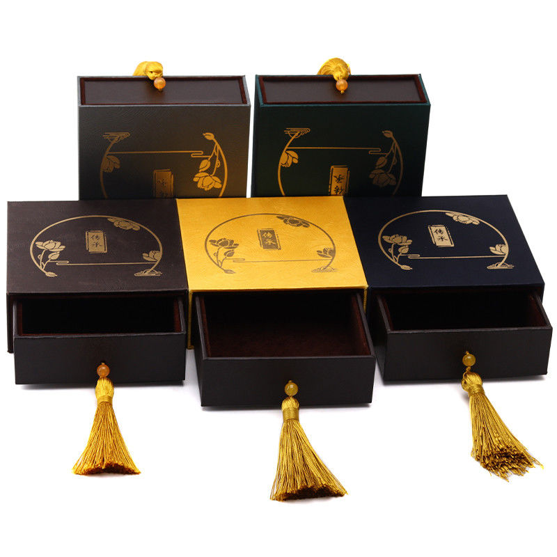 Chinese Style Exquisite Luxury Jewelry Packaging Box With Tassel Decor