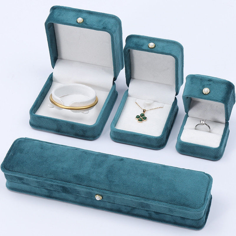 Wholesale Manufacturing high end velvet Jewellery packaging Box Custom Necklace Bracelet Earrings Ring jewelry set Packaging green Velvet Jewelry Box with logo