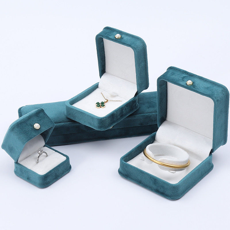 Wholesale Manufacturing high end velvet Jewellery packaging Box Custom Necklace Bracelet Earrings Ring jewelry set Packaging green Velvet Jewelry Box with logo