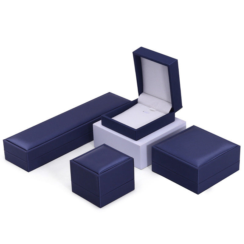 Brush Finishing Soft Faux Leather Jewelry Storage Box Package for Rings Pendant