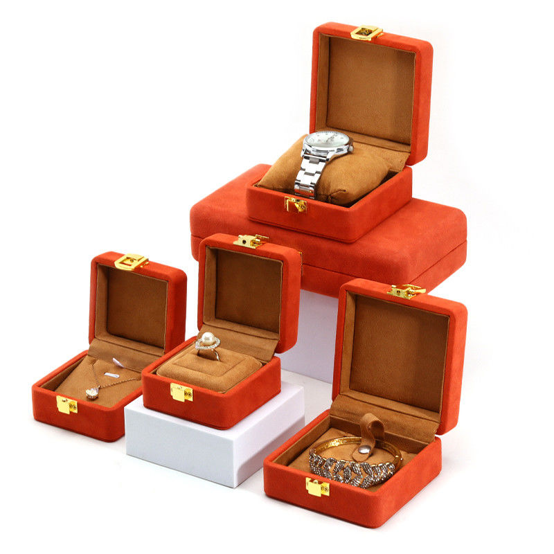 Red Soft Sleek Velvet Luxury Jewelry Storage Packaging with Gold Buckle Closure