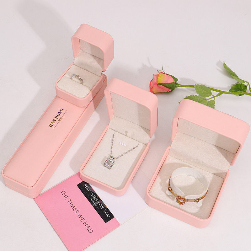 customizable logo jewellery box hign end handmade pink leather jewelry box packaging