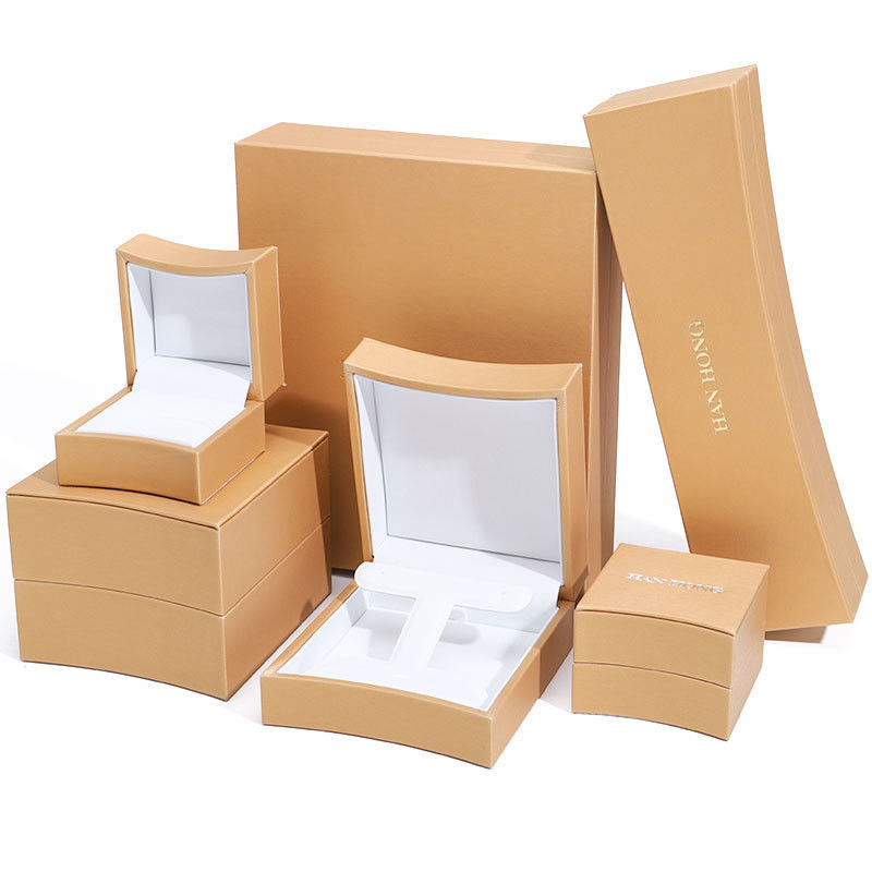 Golden Arc Shaped Faux Leather Jewelry Box Luxury Jewelry Storage Packaging Case