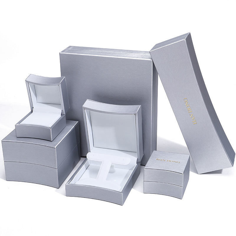 Silver Captivating Arc-Shaped PU Leather Jewelry Box Luxury Storage Packaging