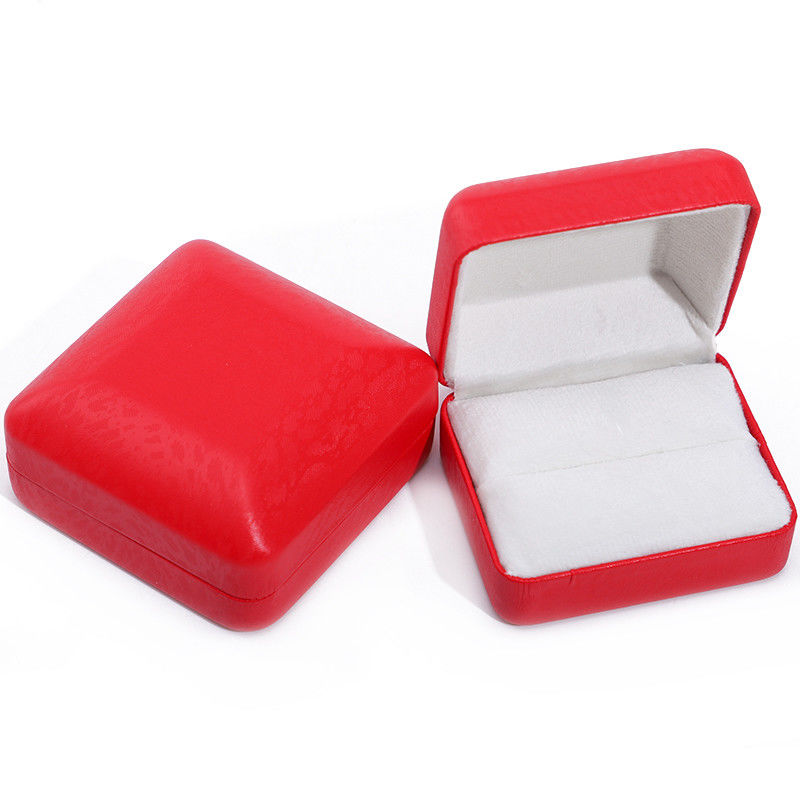 Red Convex Roof PU Leather Luxury Jewelry Box Set with Snow Grain Velvet Lining
