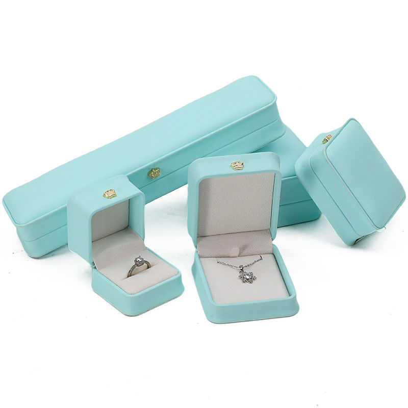 Round Corner Arc Shaped PU Leather Luxury Jewelry Box Set with Crown Ornament