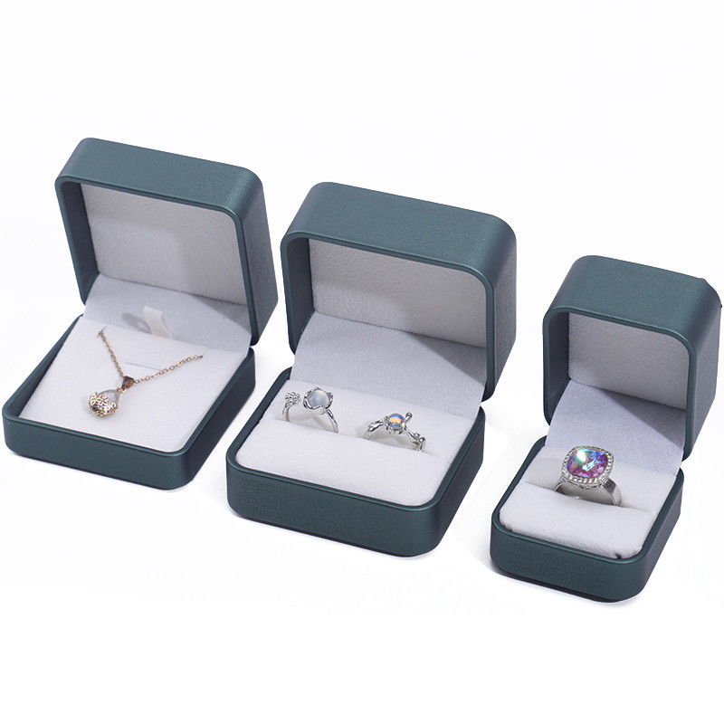 Dark Green Noble Faux Leather Jewelry Storage Cases Tasteful Luxury Packaging