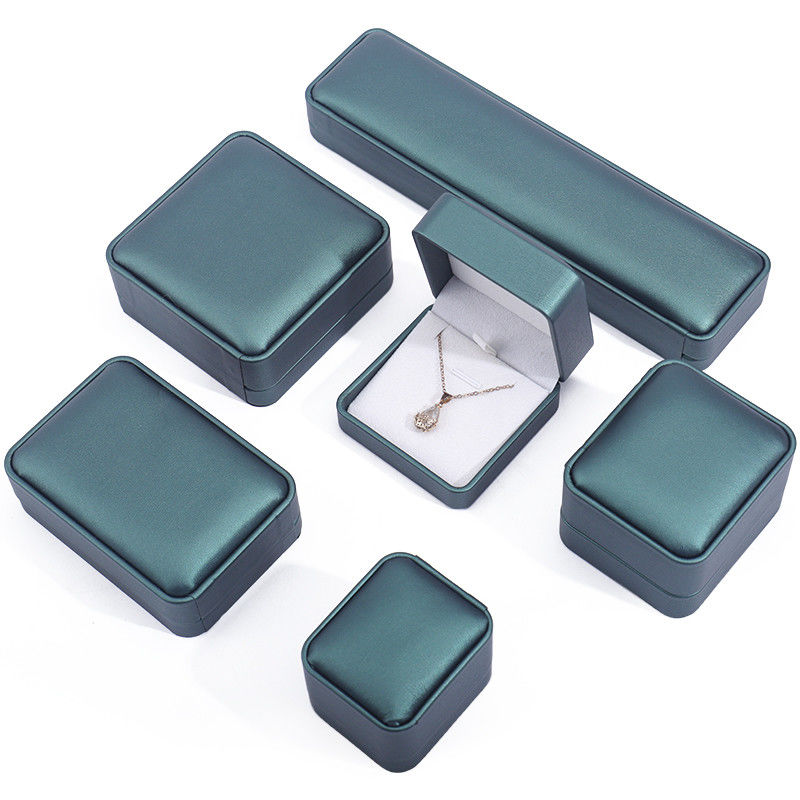 Dark Green Noble Faux Leather Jewelry Storage Cases Tasteful Luxury Packaging