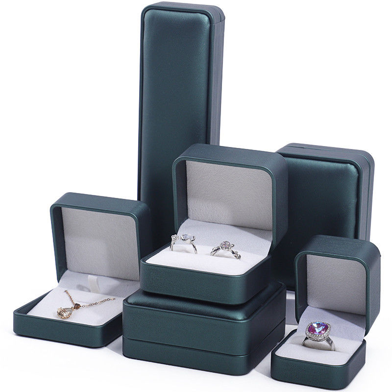 Dark Green Noble Faux Leather Jewelry Storage Cases Tasteful Luxury Packaging