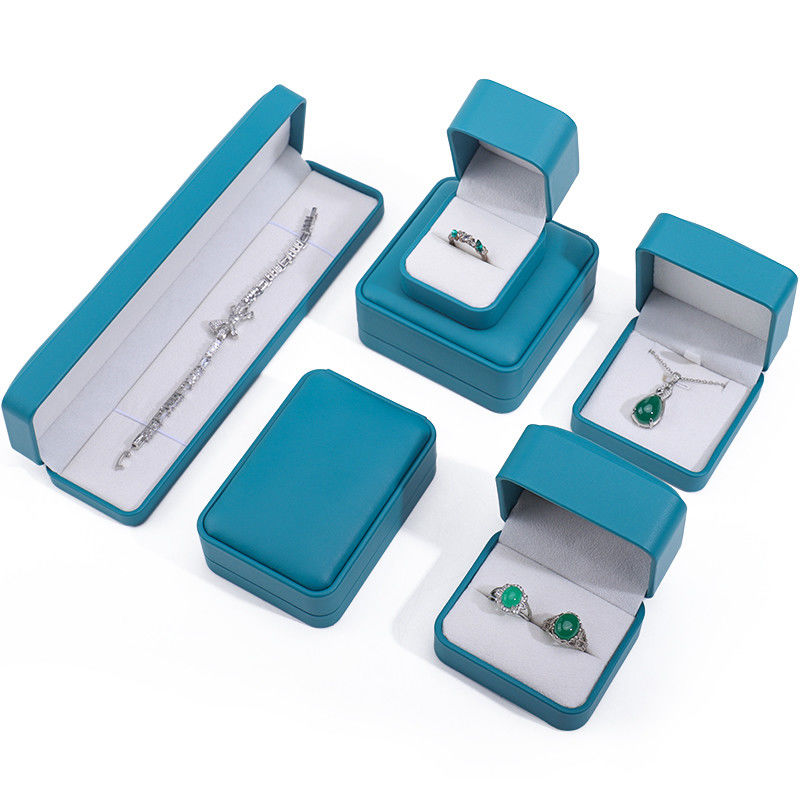 Peacock Green Eye-Catching Faux Leather Jewelry Packaging Box Set Luxury Case