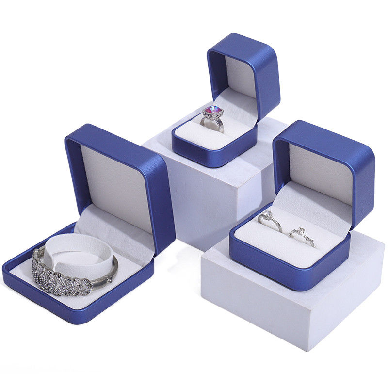 Custom Shape Glossy PU Leather Jewellry Case , Jewelry Box Sets For Packaging