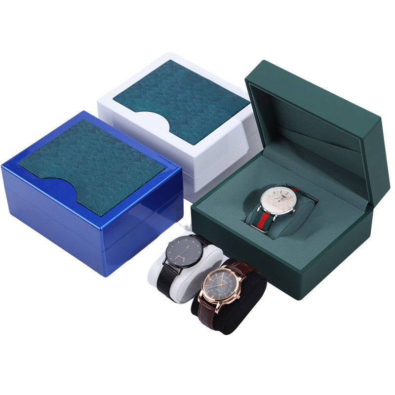 Gorgeous Glossy Smooth Plastic Watch Packaging Box With Stylish Leather Pattern